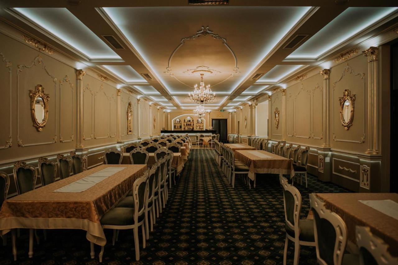 Regal Beius Hotel Buitenkant foto