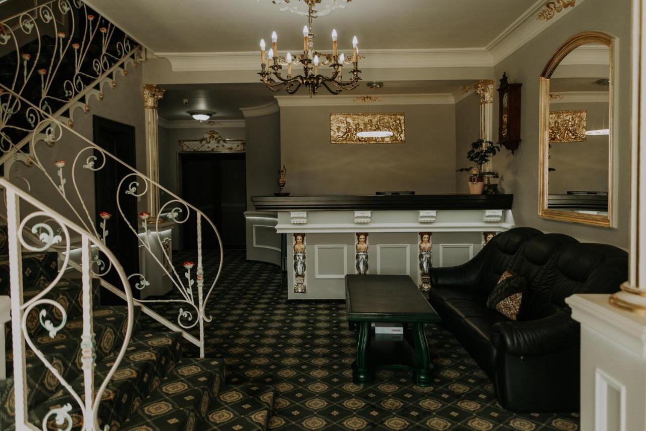 Regal Beius Hotel Buitenkant foto